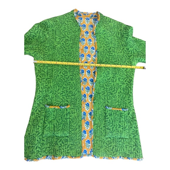 Quilted Reversible Jacket with Patch Pockets in Green and Yellow size S/M - Picture 11 of 13